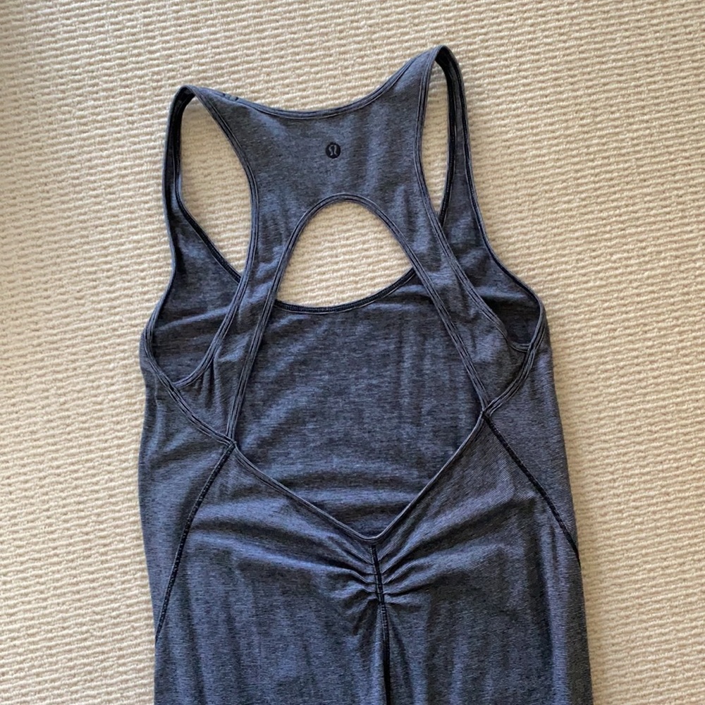 Lululemon Go For It dress, size 6